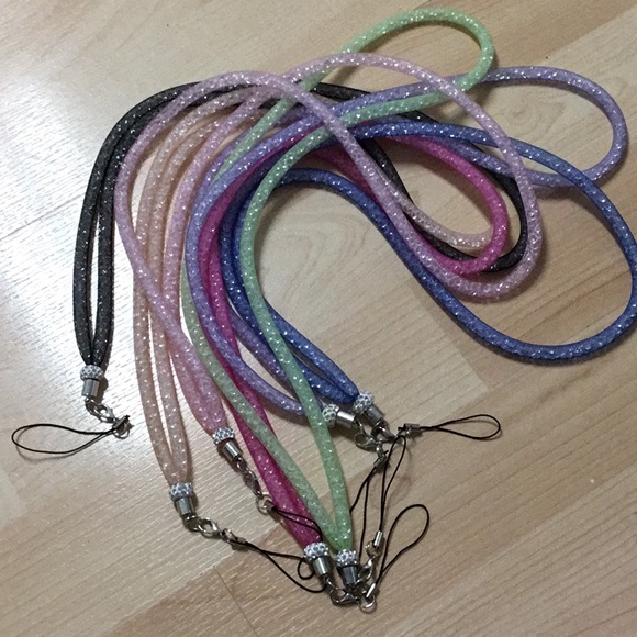 7 pcs Lanyard Cellphone Holder ID Badge - Picture 1 of 2